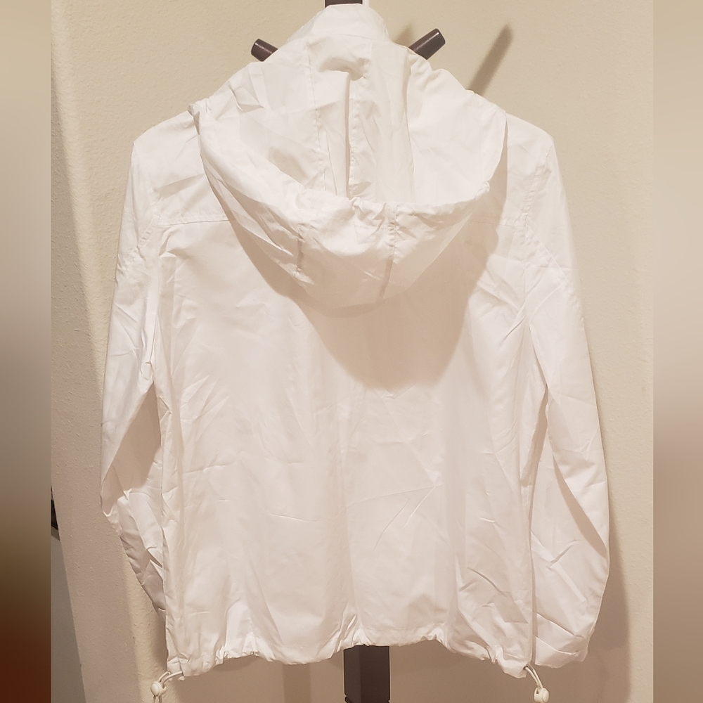 CLN Sweden white hooded windbreaker, size S - NEW - Picture 3 of 10